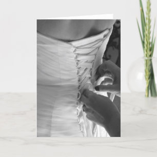 Carte Femme lacer la main robe mariage dos