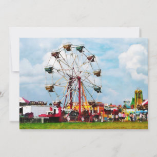 Carte Ferris Wheel contre Blue Sky