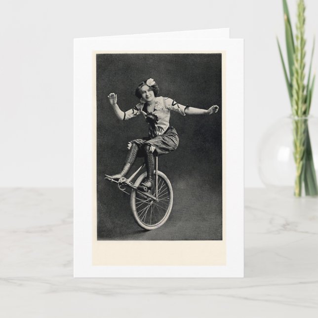 Carte Fille sur un monocycle (Devant)