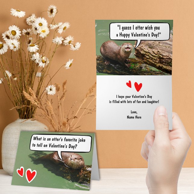 Carte Funny Otter Kid's Valentine's Day Animal (Laughing Otter Joke Valentine's Card for Anyone. Inside message is customizable.)