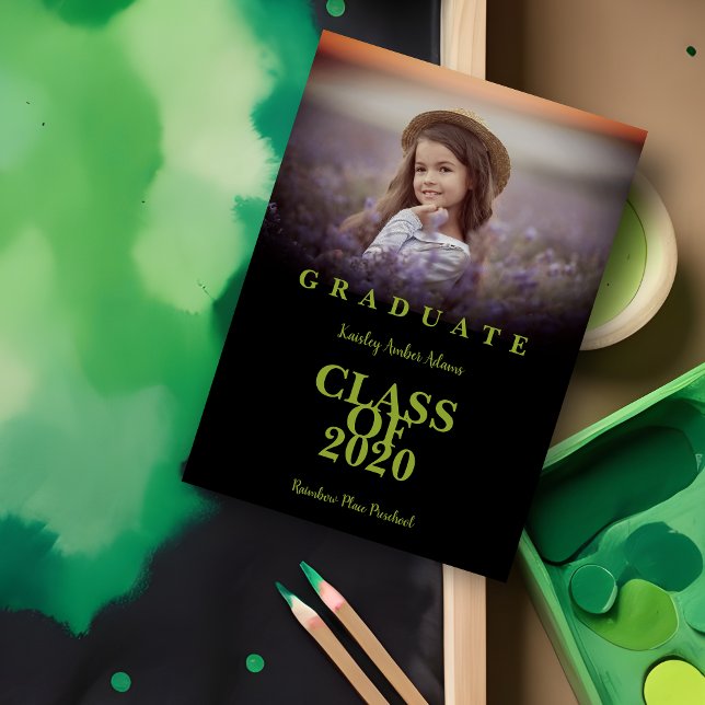 Carte Graduate School Graduation Modern Photo Green Text (Elegant Graduate Graduation Modern Photo Green Announcement Card.)