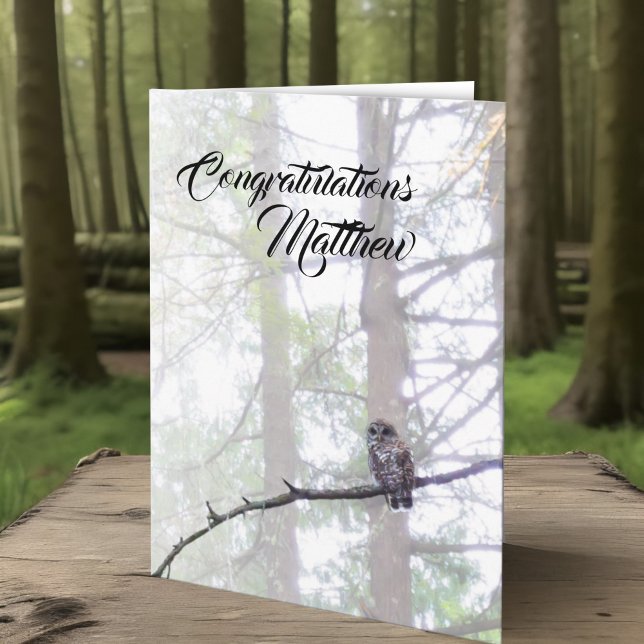 Carte Graduation Sage Owl Encouragement inspirationnel (Barred owl in misty forest personalized graduation card of congratulations, wise woodland wildlife)