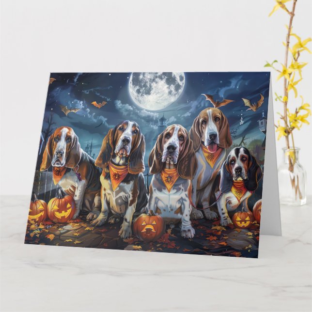 Carte Halloween Basset Hound Éffrayant (Fleur jaune)