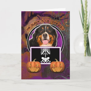Carte Halloween - juste un Lil éffrayant - chien de