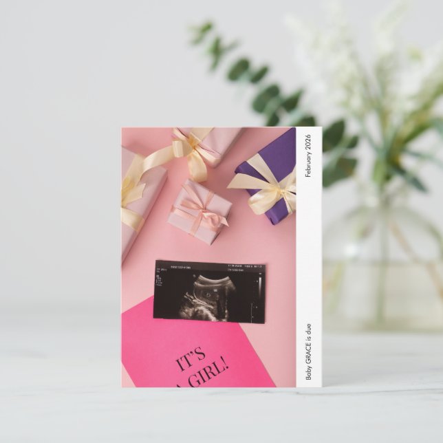 Carte It's a Girl Photo Baby Announcement Card (Debout devant)