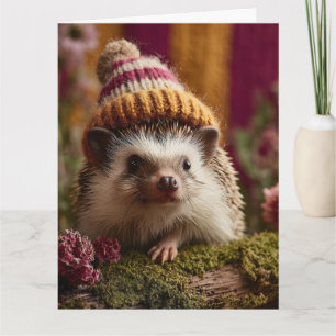 Carte Joli Hérisson portant un Casquette hivernal rayé K