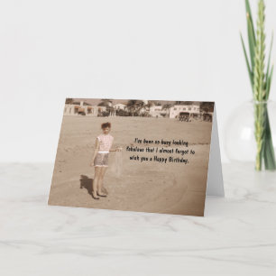 Carte Jolie femme sur la plage Humour d'anniversaire