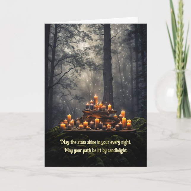 Carte Joyeux anniversaire des bougies mystiques dans la  (Devant)