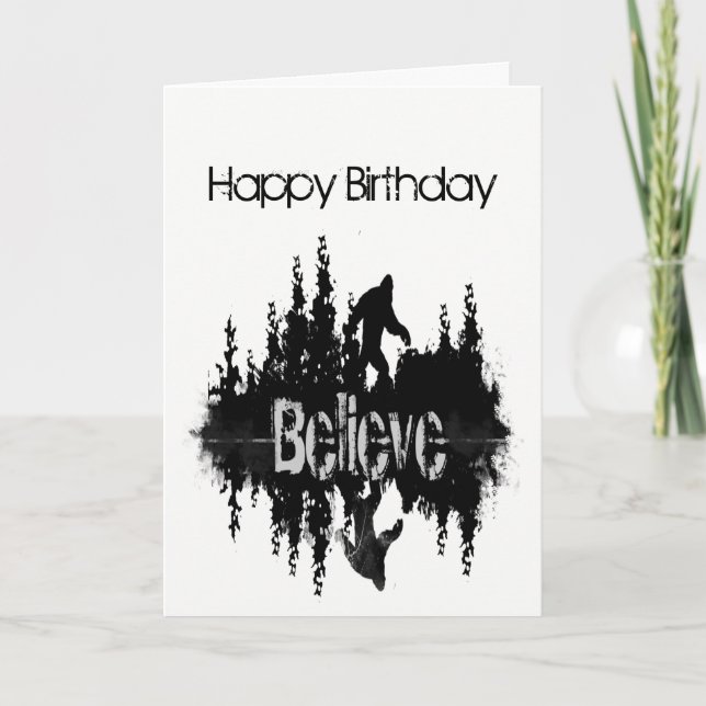Carte Joyeux Sasquatch d'anniversaire, Big Foot Lake réf (Devant)