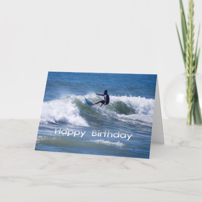 Carte Joyeux surfeur d'anniversaire chevauchant une vagu (Devant)