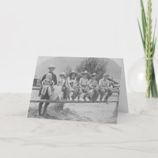 Carte Larry Larom avec six enfants sur une barrière