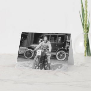 Carte les années 1920 emballant la moto