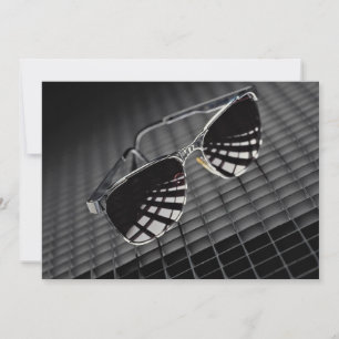 Carte Lunettes de soleil sur arrière - plan de grille
