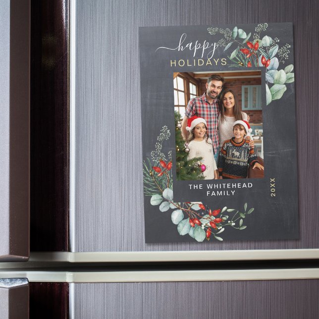 Carte magnétique Botanique Rustique Chalkboard Hol (You will love these beautiful Christmas cards! They feature botanical watercolor pine and berries.)