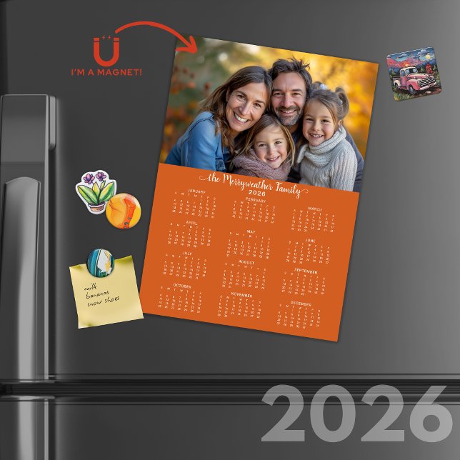 Carte Magnétique Calendrier photo moderne Burnt Orange 2026 (2026 Modern Burnt Orange Holiday Photo Calendar Cards with Envelopes)