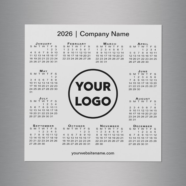 Carte Magnétique Logo 2026 de la société Calendrier sur le aimant g (2026 Calendar Company Logo on Light Grey Magnet, in situ)