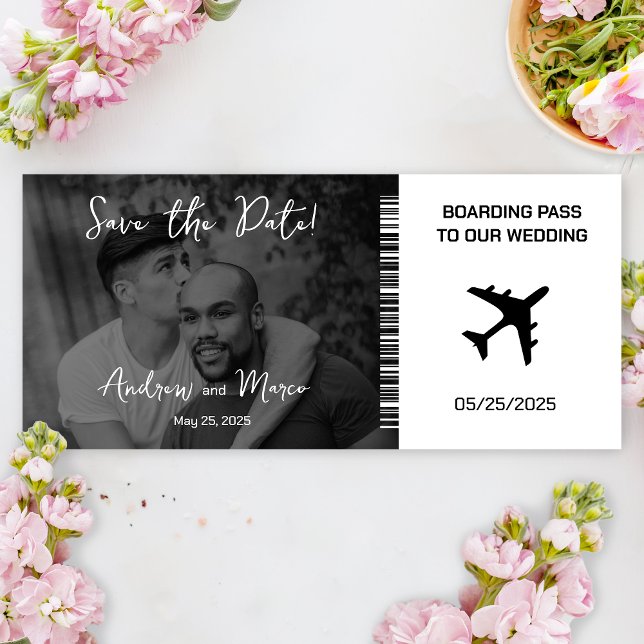 Carte Magnétique Photo Boarding Pass Mariage Enregistrer la date (Black and white boarding pass save the date)