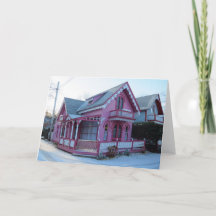 Maison rose en neige - Vignoble de Martha