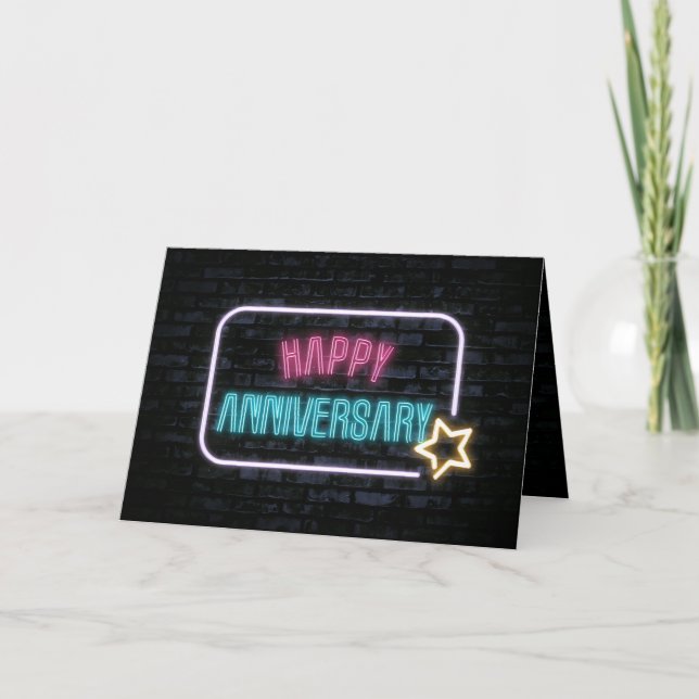 Carte Marque De L'Anniversaire De Neon En Brique (Devant)