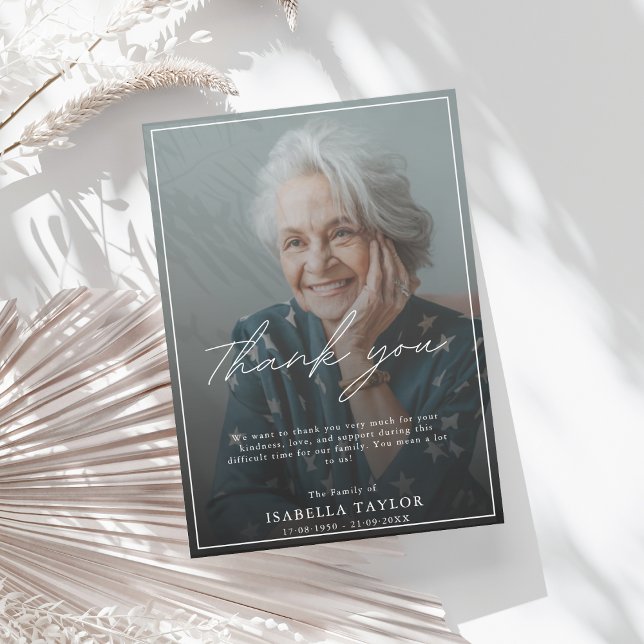 Carte Merci photo du mémorial funéraire moderne (Créateur téléchargé)