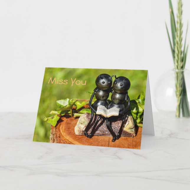 Carte "Miss You" avec deux jolies fourmis lisant u (Devant)