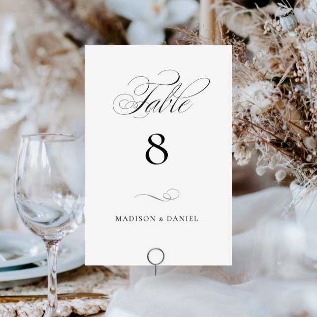 Carte Modern Elegant Script Classic Wedding Table Number (Créateur téléchargé)