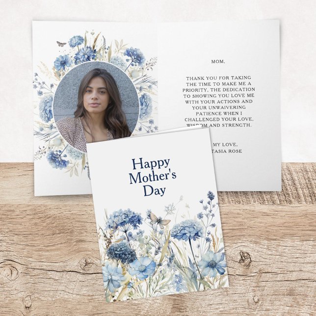 Carte moderne de Fête des Mères à fleurs bleues av (modern mother's day card with photo keepsake and personalized message inside)