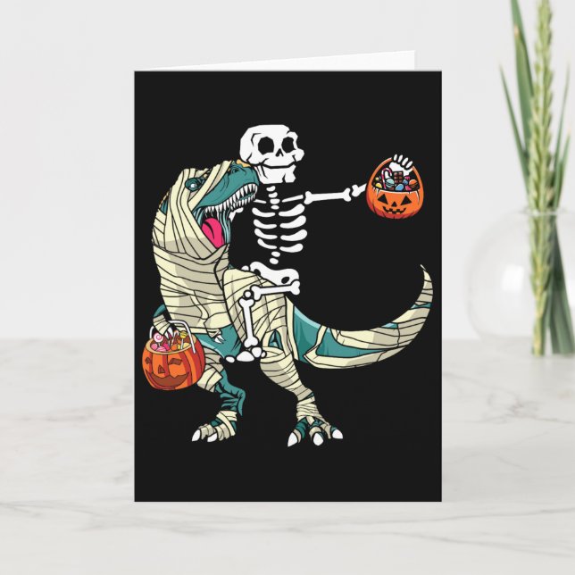 Carte Momie à cheval sur un squelette Dinosaure T Rex Ha (Devant)
