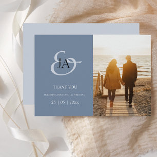 Carte Monogramme bleu Dusty moderne Mariage photo Merci