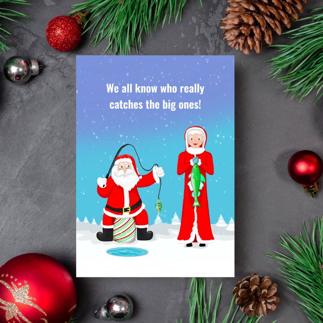 Carte Noël Drôle Mme Claus bat Père Noël À La Pêche (A funny card to send to your fishing buddy who can take a joke!)
