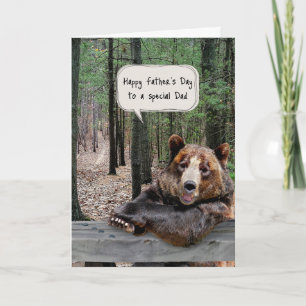 Carte Ours de la fête des pères dans une forêt
