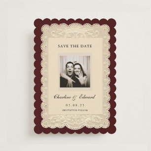 Carte Papier découpé vintage burgundy Save the Date