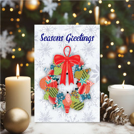 Carte Personalized Ornament Wreath Seasons Greetings
