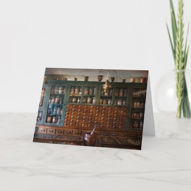 Carte Pharmacie - Juste derrière le comptoir (Devant)