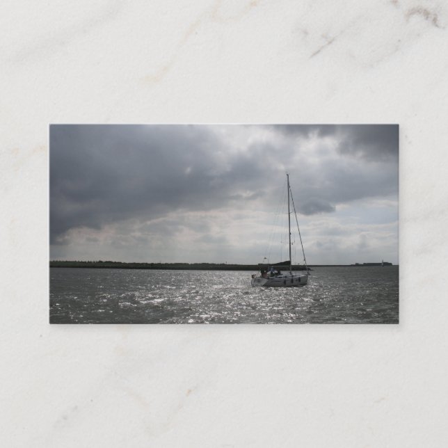 Carte photo de ciel de tempête de bateau à voile (Devant)