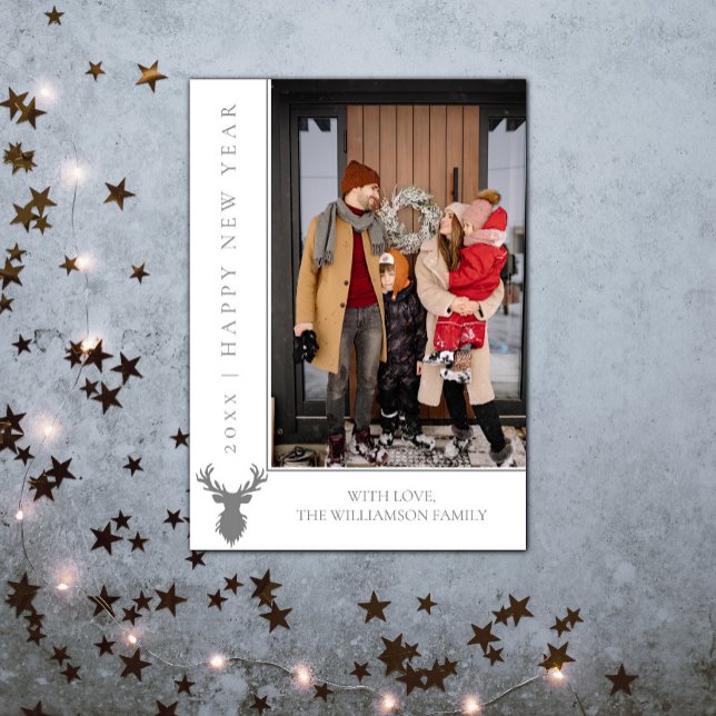 Carte photo du Nouvel An simple Reindeer | Blanc (Simple Reindeer New Years Photo Card - White)