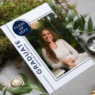 Carte Photo Graduation Party Moderne Script Bleu Blanc