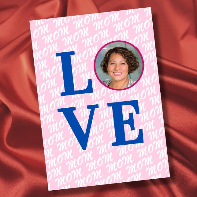Carte Photo personnalisée d'amour de mère maman moderne  (The background text template can fit 2 or 3 upper case letters, maybe 1 or 2 more with lower cases.)