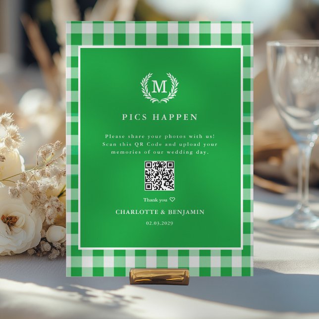 Carte PHOTO S'EST PRODUITE ! Galerie de Mariages En vich (PICS HAPPEN!Custom QR Code Green Gingham Wedding Gallery. Easy to edit, with our QR Code Generator.)