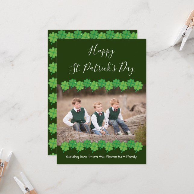 Carte Photo Shamrock verte Fête de la St Patrick (Devant/Arrière en situation)
