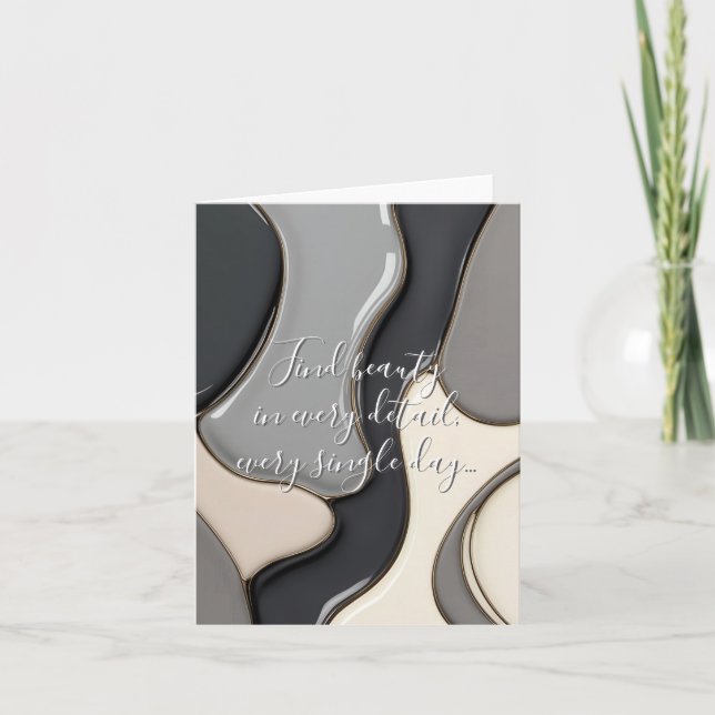 Carte pliée multifonction dans un graphique élégan (Devant)