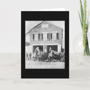 Carte Pompiers et équipement devant la bouche d'incendie