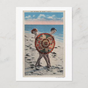 Carte Postale 2 femmes bronzantes et parapluie asiatique, Florid