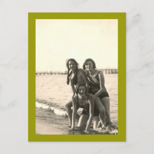 Carte Postale 3 Filles sur la plage