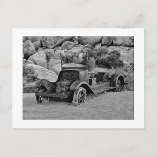 Carte Postale " A Besoin D'Un Coup - Court DOF Noir & Blanc "