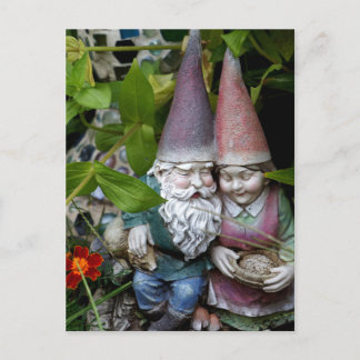 Carte Postale À Gnome dans le jardin