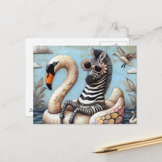 Carte Postale Adorable Zèbre sur un cygne gonflable (Devant/Arrière en situation)