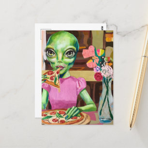 Carte Postale Alien en Pizza à manger rose avec un vase de fleur