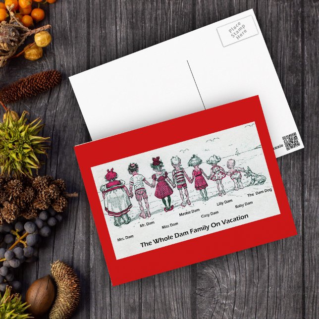 Carte Postale Amusant Vacances Plage Familiale Victorienne (Funny vintage Victorian postcard the Whole Dam Family on vacation on white and red postcard.)