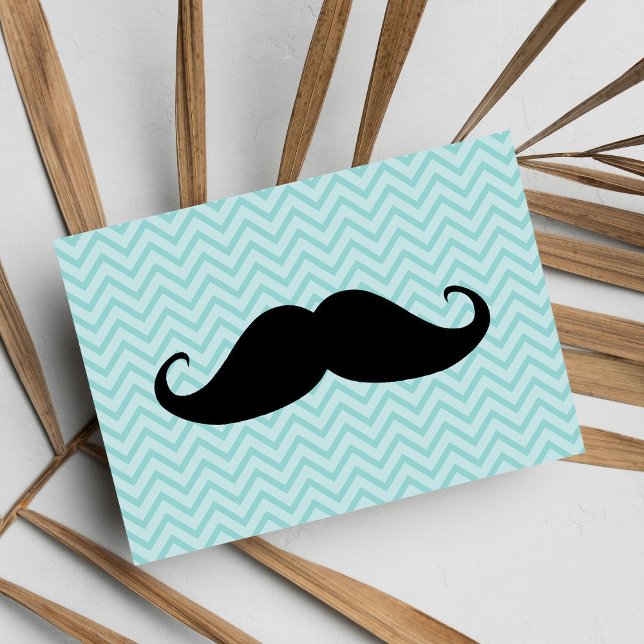 Carte Postale Amusante Moustache Noire Et Motif Chevron Bleu (Funny Black Mustache And Blue Chevron Pattern )